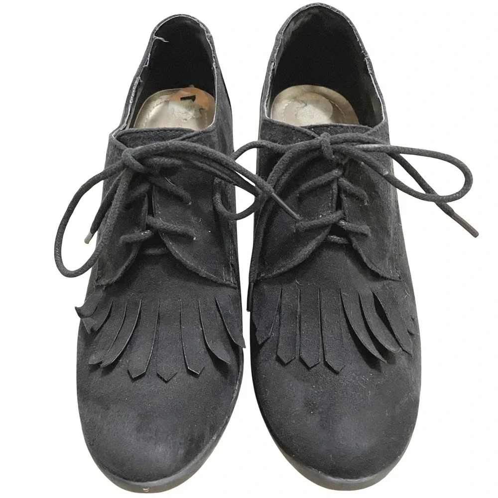 Tahari Temple‎ Booties Black Faux Suede Lace Up Fringe High Heel Shoes Size 7